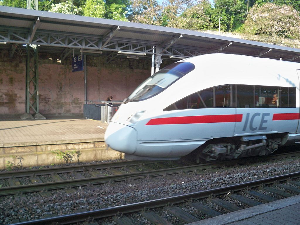 File:ICE Train.jpg