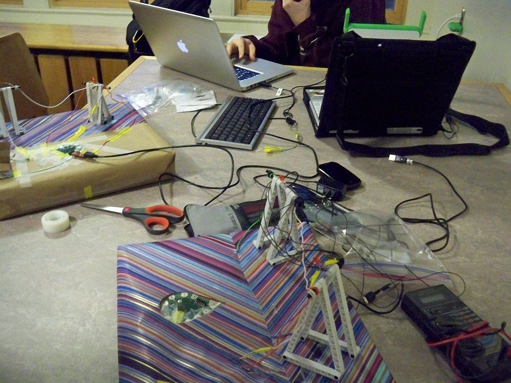 File:XO Telegraph What a Mess.jpg