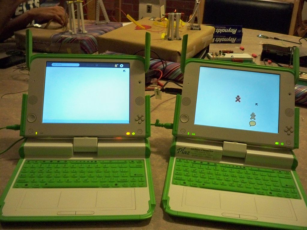 File:XO Telegraph XO Mesh Networking.jpg